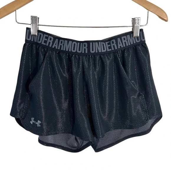 Under Armour Black Shorts Size Small Heatgear Logo Elastic Waistband Pockets - Picture 1 of 6